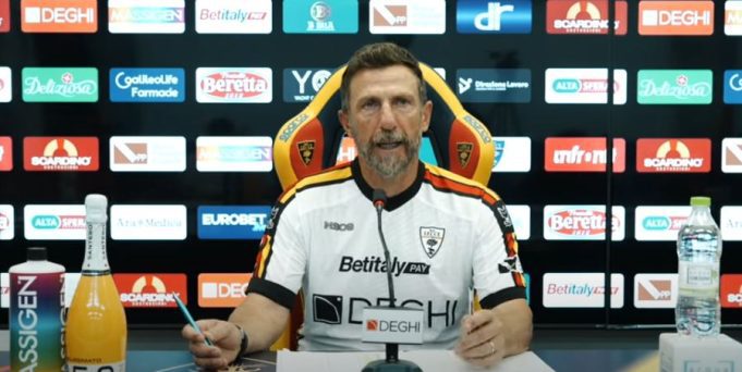 conferenza-stampa-di-francesco