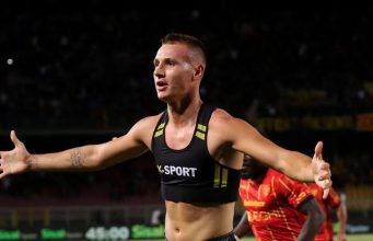 Lecce-Bologna 2-2, spettacolo al Via del Mare: Coulibaly illude, Odgaard ribalta, Camarda eroe nel recupero