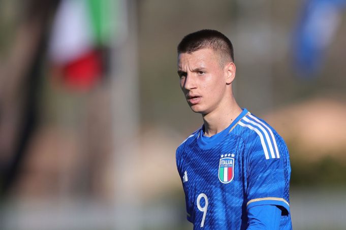 Camarda riporta il Lecce in azzurro: 21 anni dopo Cassetti, minuti finali in Lussemburgo-Italia 0-1 Francesco Camarda riporta il Lecce in azzurro: 21 anni dopo Cassetti, minuti finali in Lussemburgo-Italia 0-1 Francesco